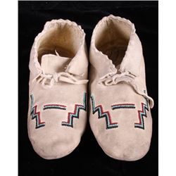 Northern Plains Native American Beaded Moccasins