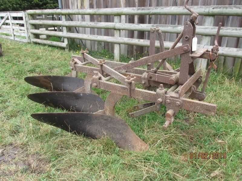 Reid & Gray 3 Furrow Hydraulic Plow