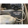 Image 2 : PRINCESS AUTO 5HP, 60 GALLON UPRIGHT AIR COMPRESSOR