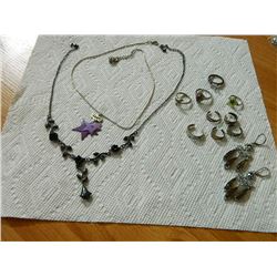 BAG OF ASSORTED JEWELRY - RINGS & MORE