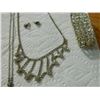 Image 3 : BAG OF ASSORTED JEWELRY - RHINESTONES