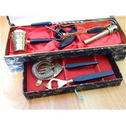 RETRO BAR SET IN CASE - BARMATES BY GLO-HILL CANADA - TOP LIFTS & DRAWER