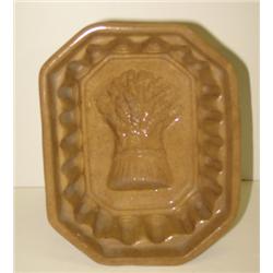 YELLOWARE CAKE MOLD