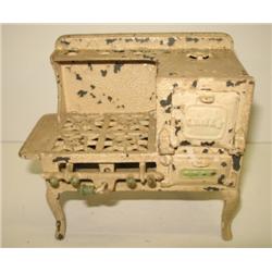 ARCADE CHILD’S COOK STOVE