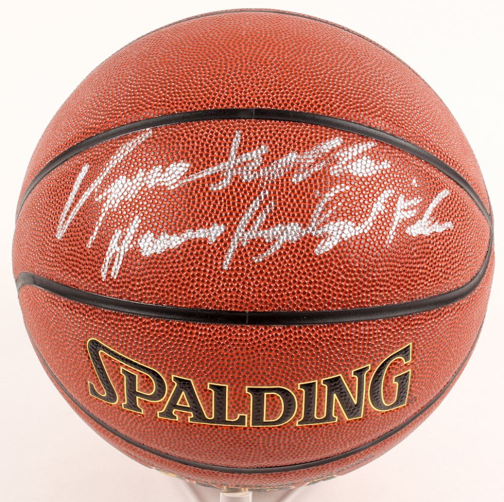 dominique wilkins signed basketball