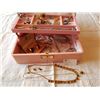 Image 1 : JEWLLERY BOX & CONTENTS