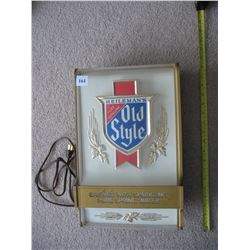 HEILEMAN'S LIGHTED BEER SIGN - *US BREWERY* - (WISCONSIN - CLOSED)