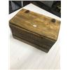 Image 1 : CHILDS PRIMITIVE (PINE) TRUNK *19"WX11.5"HX11.5"D*