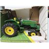 Image 2 : TRACTOR (JOHN DEERE 5400) *1/16 SCALE W/BOX*