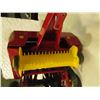 Image 9 : ROUND BALER (NEW HOLLAND) *1/16 SCALE NO BOX*