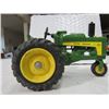 Image 6 : ROW CROP TRACTOR 630 (JOHN DEERE), *1/16 SCALE NO BOX*
