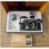 Image 6 : 2 CAMERAS (POLAROID 420  & KODAK INSTAMATIC X-45) *WITH FLASH CUBES*