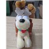 Image 4 : 3 STUFFED ANIMALS (GARFIELD & ODIE) *CHRISTMAS THEME*