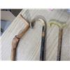 Image 5 : 3 CANES ( 1 CARVED, 1 PEARL HANDLE) * 2 WITH ICE PICKS)