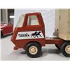Image 5 : LOT OF 2 TONKA CATTLE HAULER, CATTLE HAULER