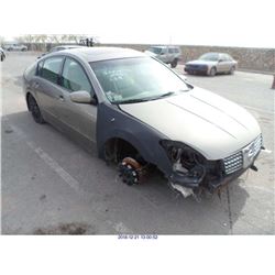 2004 - NISSAN MAXIMA