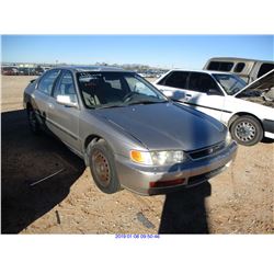 1996 - HONDA ACCORD //SALVAGE TITLE