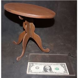 THE HOLE SCREEN USED MINIATURE WARPED ROUND TABLE