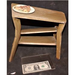 THE HOLE SCREEN USED MINIATURE WARPED TABLE WITH PIZZA