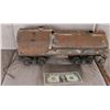 Image 2 : TRAIN LOCOMOTIVE ANTIQUE FILMING MINIATURE 2