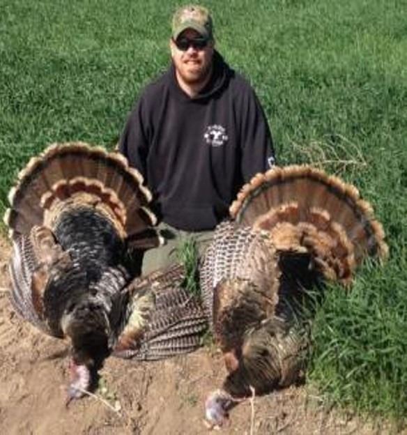 1 person, 2 bird Archery or Shotgun Turkey hunt in Nebraska for merriam
