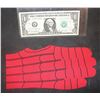 Image 1 : SPIDER-MAN FAR FROM HOME RIGHT GLOVE OUTER WITH WEBBING