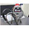 Image 1 : Titan XT 250 Paint Sprayer
