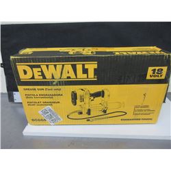 New DeWalt 18 volt Grease Gun / tool only model# DCGG570B