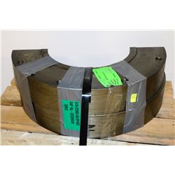 PAIR OF PUMP WEAR PLATES, 10.62/19.75X, 3.25 IN SP