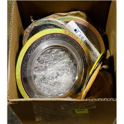 BOX OF ASSORTED METAL SEALS/GASKETS