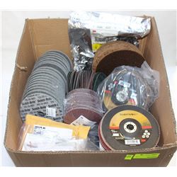 LOT OF ASSORTED ABRASIVE DISCS & PADS