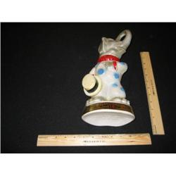 This collector Jim Beam bottle elephant is truly a great addition to the collection.