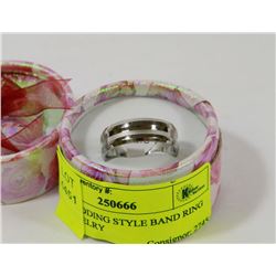 MENS WEDDING STYLE BAND RING SZ 11 JEWELRY