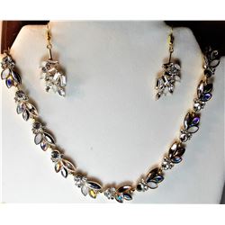 6)  VINTAGE GOLD TONE WITH WHITE &