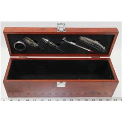 ESTATE WOOD WINE BOX W/5 ACCESSORIES -