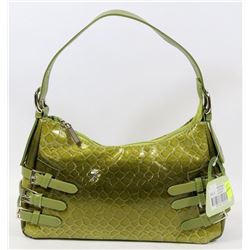 SNAKESKIN STYLE PURSE (GREEN)