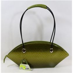 GREEN SNAKESKIN STYLE PURSE
