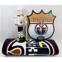 OILERS CARPET , CLOCK AND NUT CRACKER