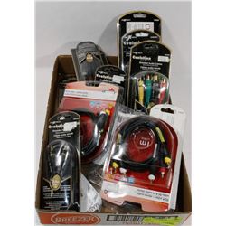 FLAT W/ ASSORTED AUDIO & VIDEO CABLES