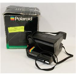 VINTAGE POLAROID ONE STEP 600 INSTANT CAMERA