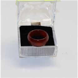 CARNELIAN STONE RING - APPROX. SIZE 9.5