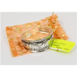 VINTAGE STYLE ESTATE BANGLE