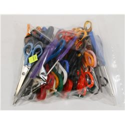 BAG OF ASSORTED SCISSORS