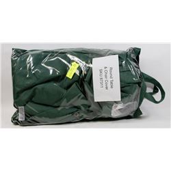 OVAL TABLE AND CHAIR COVER