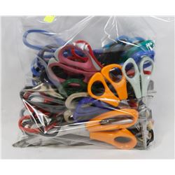 BAG OF ASSORTED SCISSORS