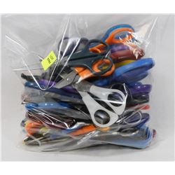 BAG OF ASSORTED SCISSORS