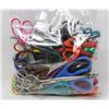 Image 1 : BAG OF ASSORTED SCISSORS