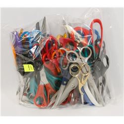 BAG OF ASSORTED SCISSORS