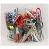 Image 1 : BAG OF ASSORTED SCISSORS