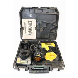DEWALT CORDLESS DRILL 12V WITH 2 BATTERIES AND